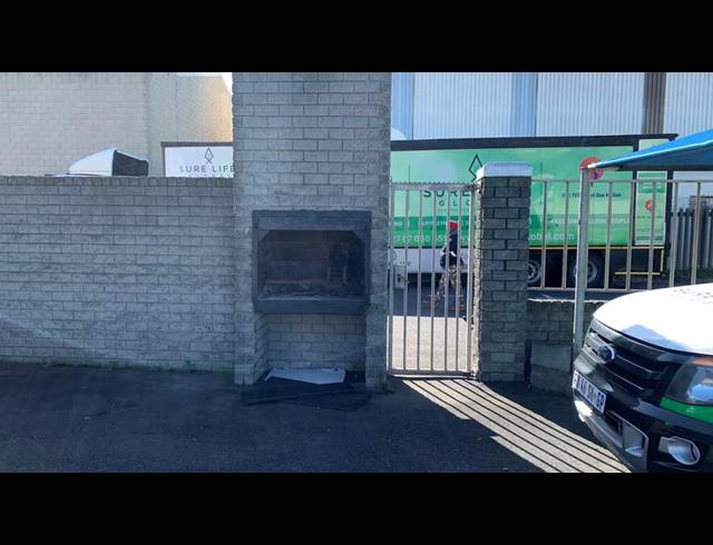 BUSINESS PROPERTY TO RENT IN MILNERTON CENTRAL